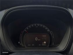Toyota Aygo X Cross 1.0 VVT-I 72CV Limited Edition - Miniatura 14