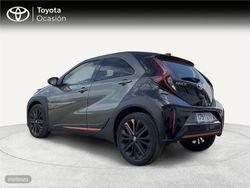 Toyota Aygo X Cross 1.0 VVT-I 72CV Limited Edition - Miniatura 2