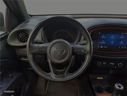 Toyota Aygo X Cross 1.0 VVT-I 72CV Limited Edition - Miniatura 9