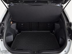 Toyota Yaris Cross 1.5 120H Adventure - Miniatura 10