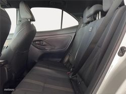 Toyota Yaris Cross 1.5 120H Adventure - Miniatura 7