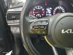 Kia Stonic 1.2 DPi 62kW (84CV) Drive - Miniatura 11