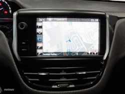 Peugeot 2008 PureTech 110 S&S Style 81 kW (110 CV) - Miniatura 17