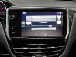 Peugeot 2008 PureTech 110 S&S Style 81 kW (110 CV) - Miniatura 18