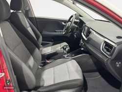 Kia Stonic 1.2 CVVT Concept Eco-Dynamic 62 kW (84 CV) - Miniatura 12