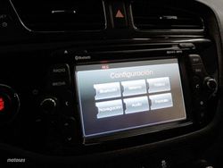 Kia Ceed 1.6 CRDi VGT Emotion Auto 94 kW (128 CV) - Miniatura 17