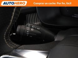 Volvo XC40 1.5 T3 R-Design 2WD - Miniatura 32