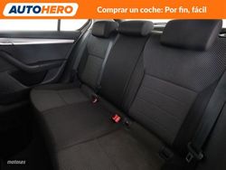 Skoda Octavia 1.6 TDI Ambition - Miniatura 15