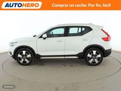Volvo XC40 2.0 D4 Momentum AWD - Miniatura 3