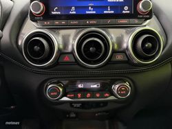Nissan Juke N-Design Black 1.6 Hybrid 145CV Auto - Miniatura 16