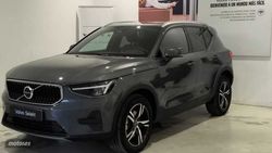 Volvo XC40 XC40 CORE B3 MH GASOLINA - Miniatura 1