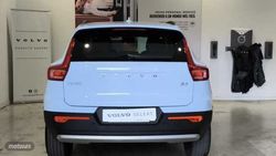 Volvo XC40 XC40 2.0 B3 MHEV ESSENTIAL DCT 163 5P - Miniatura 8