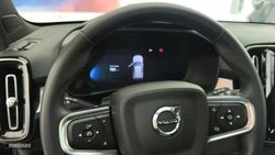 Volvo XC40 XC40 2.0 B3 MHEV PLUS DARK DCT 163 5P - Miniatura 11
