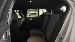 Volvo XC40 XC40 2.0 B3 MHEV PLUS DARK DCT 163 5P - Miniatura 9