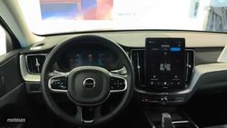 Volvo XC 60 XC60 2.0 B5 P MHEV CORE AUTO 4WD 250 5P - Miniatura 10