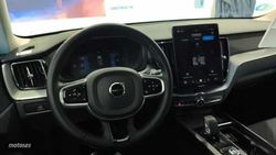 Volvo XC 60 XC60 2.0 B5 P MHEV CORE AUTO 4WD 250 5P - Miniatura 11