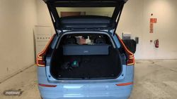 Volvo XC 60 XC60 2.0 B5 P MHEV CORE AUTO 4WD 250 5P - Miniatura 2