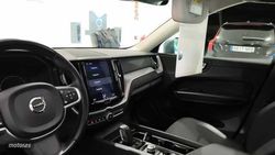 Volvo XC 60 XC60 2.0 B4 D MOMENTUM PRO AUTO 197 5P - Miniatura 10