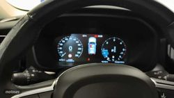 Volvo XC 60 XC60 2.0 B4 D MOMENTUM PRO AUTO 197 5P - Miniatura 4