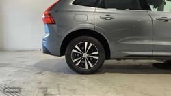 Volvo XC 60 XC60 2.0 B4 D MOMENTUM PRO AUTO 197 5P - Miniatura 6