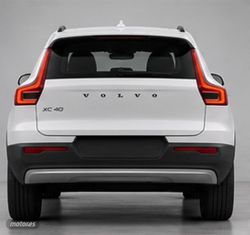Volvo XC40 XC40 2.0 B3 MHEV ESSENTIAL DCT 163 5P - Miniatura 6