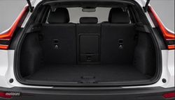 Volvo XC40 XC40 2.0 B3 MHEV ESSENTIAL DCT 163 5P - Miniatura 8