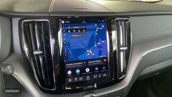 Volvo XC 60 TODOTERRENO 2.0 B4 D MOMENTUM PRO AUTO 4WD 197 5P - Miniatura 13