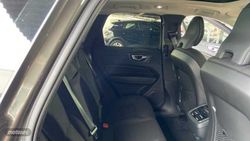 Volvo XC 60 TODOTERRENO 2.0 B4 D MOMENTUM PRO AUTO 4WD 197 5P - Miniatura 29
