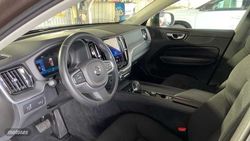 Volvo XC 60 TODOTERRENO 2.0 B4 D MOMENTUM PRO AUTO 4WD 197 5P - Miniatura 5