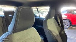 Volvo XC40 todoterreno 2.0 B3 MHEV CORE DCT 163 5P - Miniatura 27