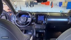 Volvo XC40 todoterreno 2.0 B3 MHEV CORE DCT 163 5P - Miniatura 6