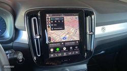 Volvo XC40 2.0 B3 MHEV CORE DCT - Miniatura 13
