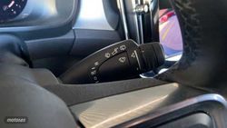 Volvo XC40 2.0 B3 MHEV CORE DCT - Miniatura 20