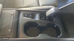 Volvo XC40 2.0 B3 MHEV CORE DCT - Miniatura 23