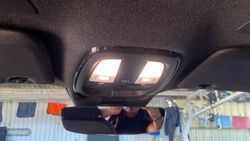 Volvo XC40 2.0 B3 MHEV CORE DCT - Miniatura 24
