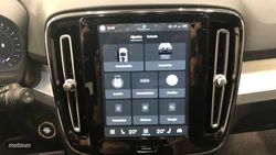 Volvo XC40 Core, B3 Mild hybrid, Gasolina - Miniatura 16