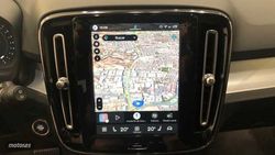 Volvo XC40 Core, B3 Mild hybrid, Gasolina - Miniatura 17