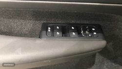 Volvo XC40 Core, B3 Mild hybrid, Gasolina - Miniatura 20