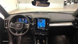Volvo XC40 Core, B3 Mild hybrid, Gasolina - Miniatura 6
