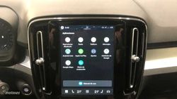 Volvo XC40 Core, B3 Mild hybrid, Gasolina - Miniatura 13