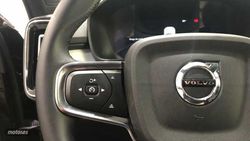 Volvo XC40 Core, B3 Mild hybrid, Gasolina - Miniatura 20