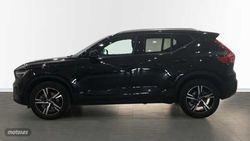 Volvo XC40 Core, B3 Mild hybrid, Gasolina - Miniatura 3
