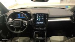Volvo XC40 Core, B3 Mild hybrid, Gasolina - Miniatura 6