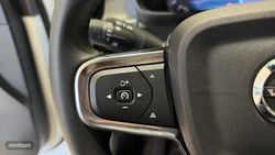 Volvo XC40 XC40 Plus, B3 Mild hybrid, Gasolina, Dark - Miniatura 20