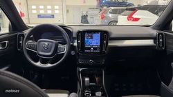 Volvo XC40 XC40 Plus, B3 Mild hybrid, Gasolina, Dark - Miniatura 6