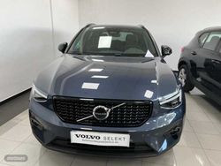 Volvo XC40 XC40 Plus, B3 Mild hybrid, Gasolina, Dark - Miniatura 1