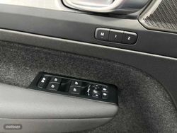 Volvo XC40 XC40 Plus, B3 Mild hybrid, Gasolina, Dark - Miniatura 21