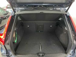 Volvo XC40 XC40 Plus, B3 Mild hybrid, Gasolina, Dark - Miniatura 7