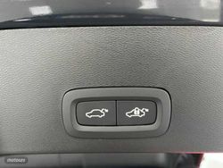 Volvo XC40 XC40 Plus, B3 Mild hybrid, Gasolina, Dark - Miniatura 8