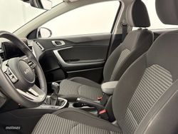 Kia Ceed 1.0 T-GDI Drive 74 kW (100 CV) - Miniatura 12